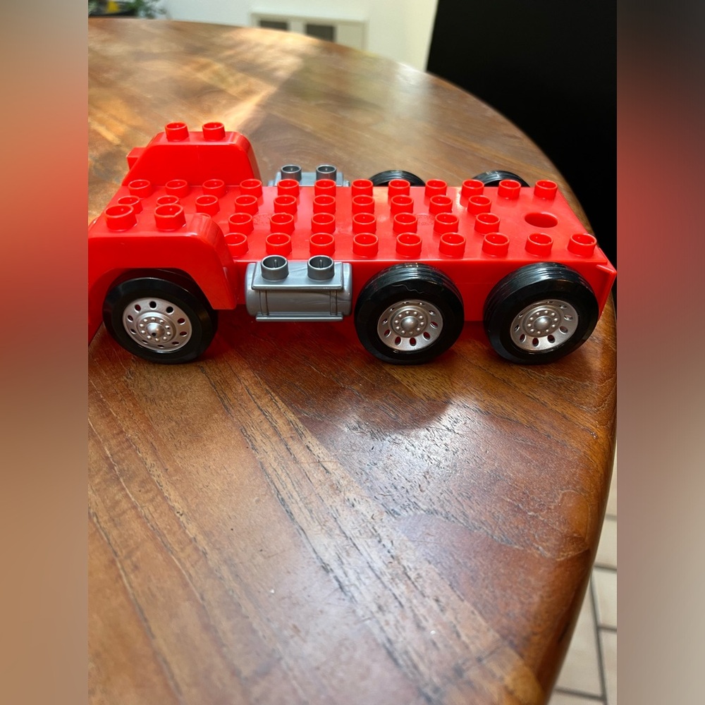 Mega Blok Disney Pixar Cars Mack Pieces